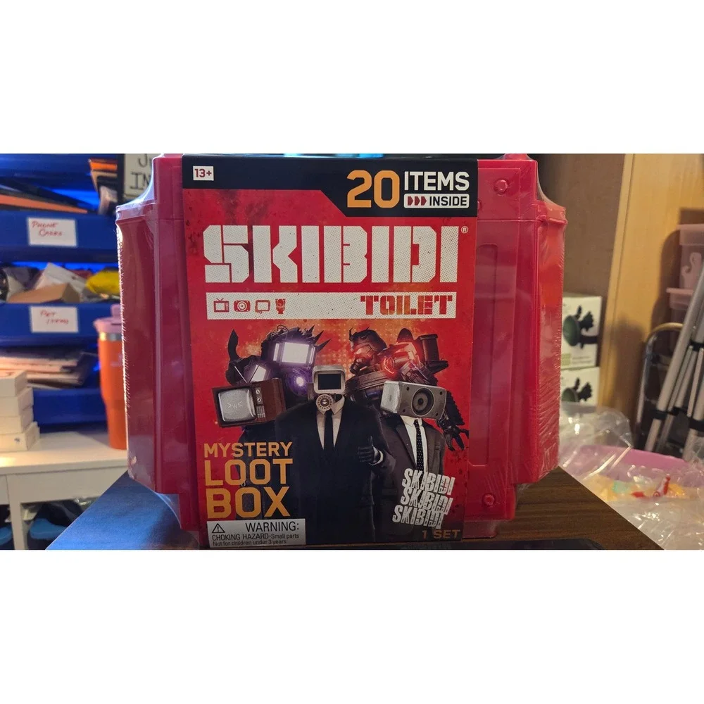 Skibidi Toilet Series 1 Mystery Loot Box 20 Items Inside Titan Figure Red Case